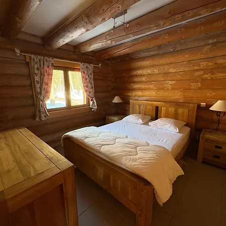 Chalet Les Sorbiers, En Rondins, Classe 4****etoiles